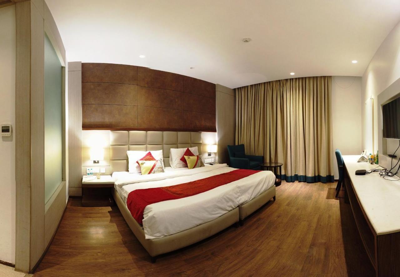 Lemonwood Suites By F9 Hotels - Trivoli Garden Chhatarpur Nova Deli Exterior foto