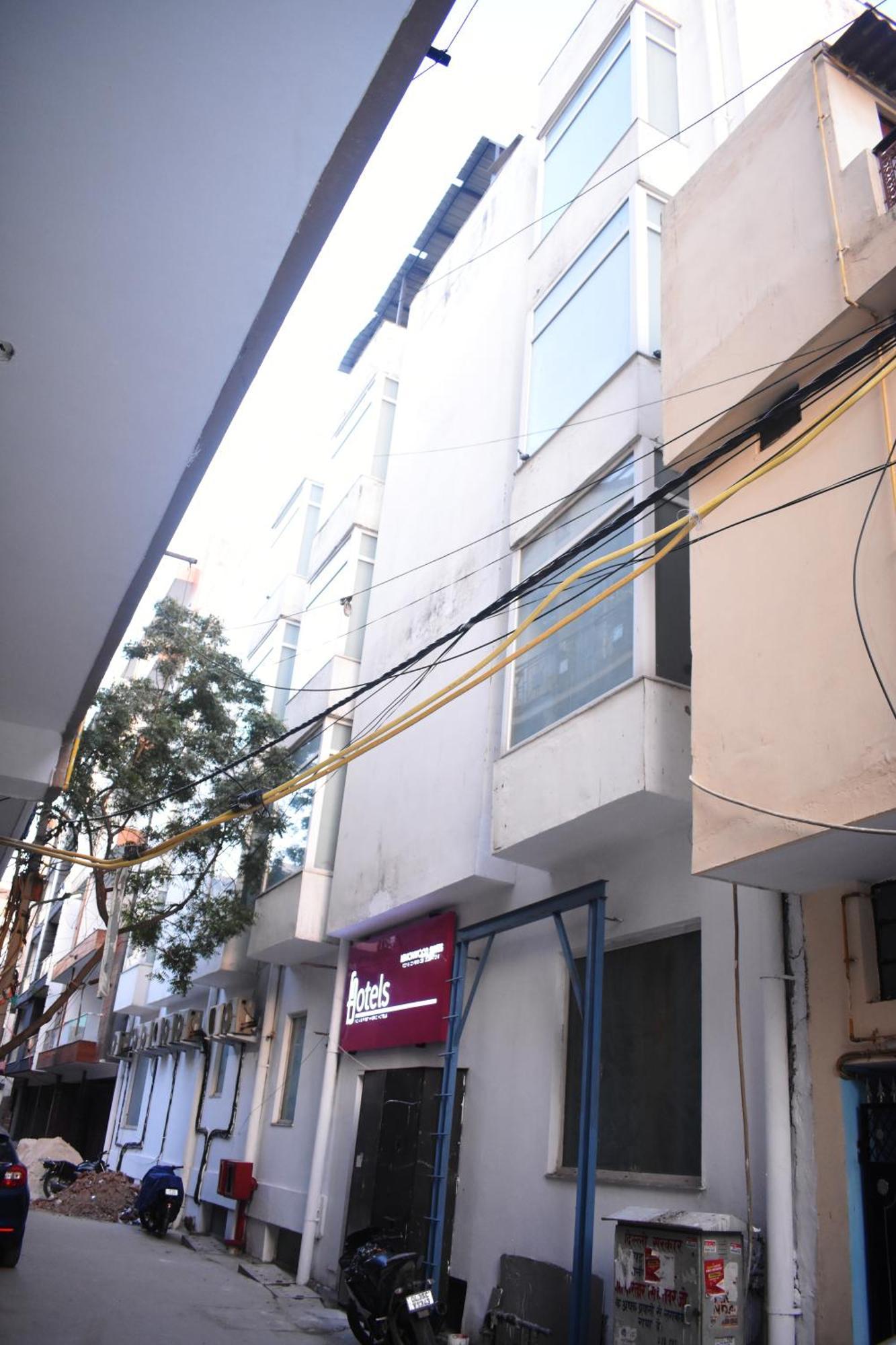 Lemonwood Suites By F9 Hotels - Trivoli Garden Chhatarpur Nova Deli Exterior foto