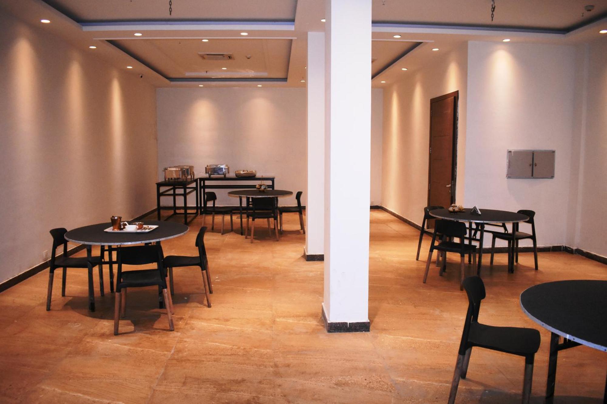 Lemonwood Suites By F9 Hotels - Trivoli Garden Chhatarpur Nova Deli Exterior foto