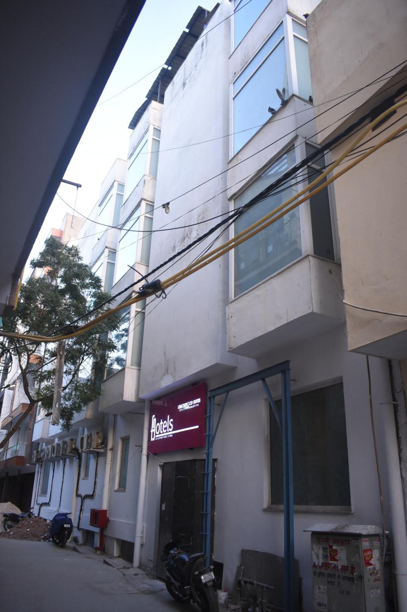 Lemonwood Suites By F9 Hotels - Trivoli Garden Chhatarpur Nova Deli Exterior foto